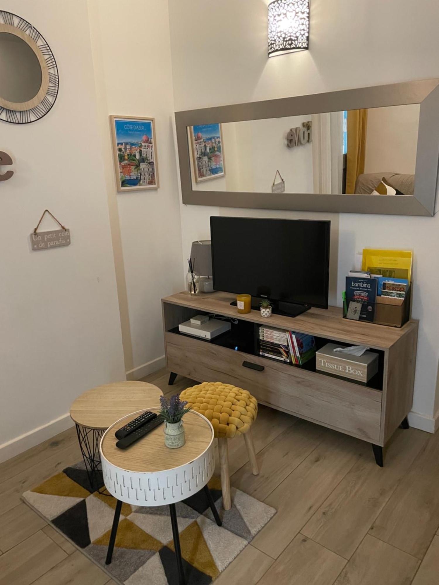 Nice, Seaside Apartment Екстер'єр фото